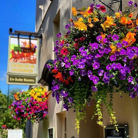 The Coach And Horses Inn Chepstow Bagian luar foto