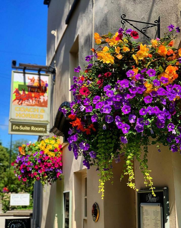 The Coach And Horses Inn Chepstow Bagian luar foto